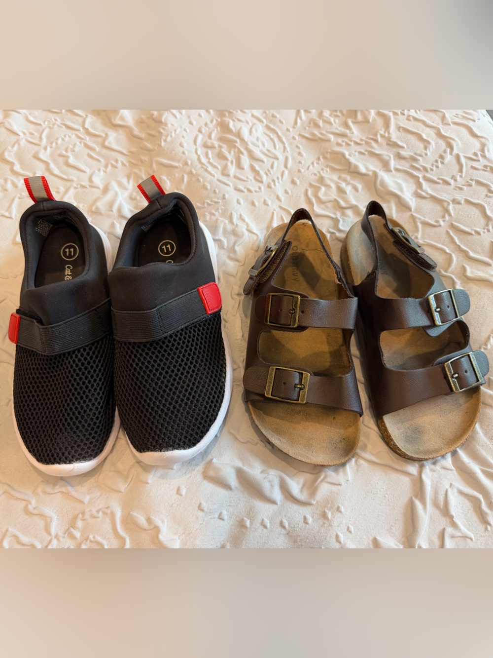 Kids Black Slip-On Athletic Shoes with Red Accent - Unbranded